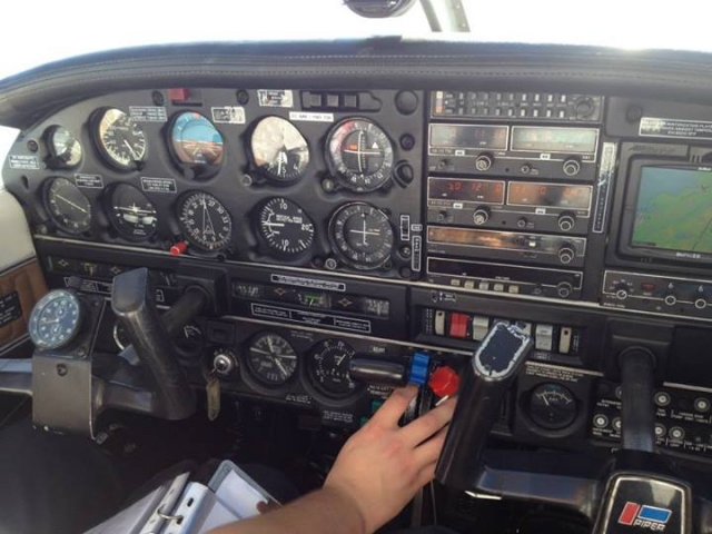  Escola de pilotos profissionais 